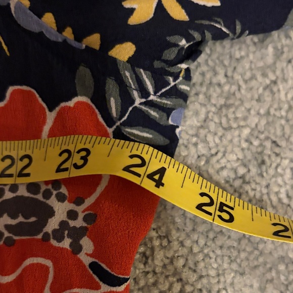 Free Assembly Floral Navy Dress with Red and Yellow Accents NWT Size Xl - Picture 9 of 10